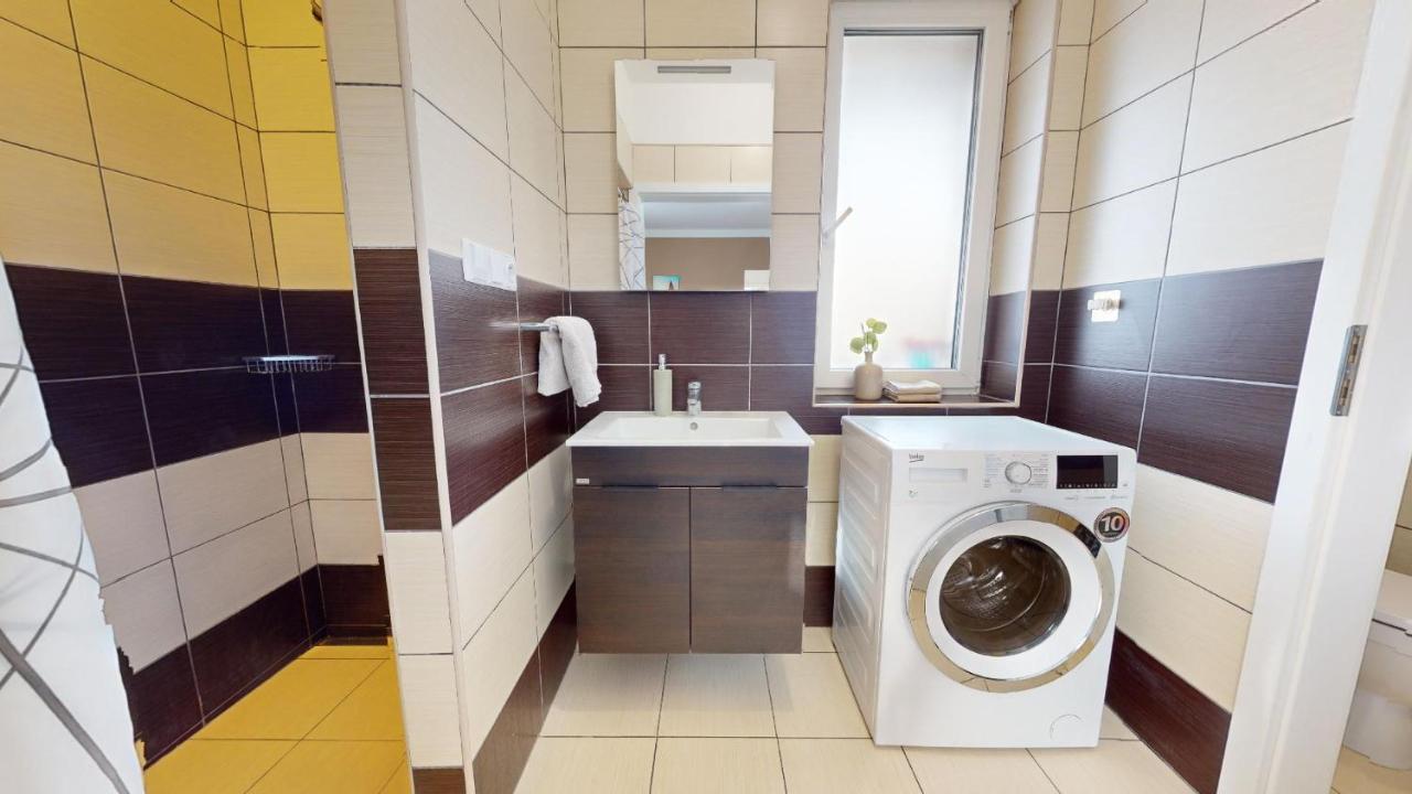 Apartmán Esser Milovice  Esterno foto