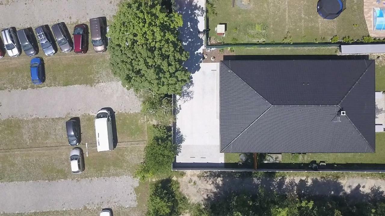 Apartmán Esser Milovice  Esterno foto